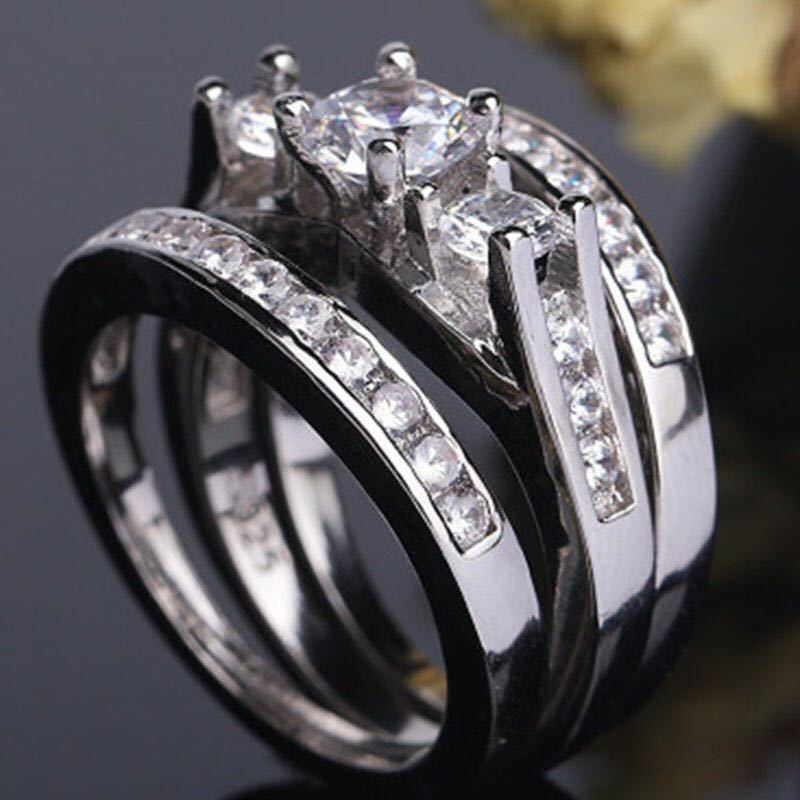 Elegant three-piece silver ring