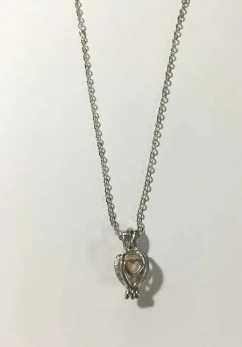 Love Desire pearl necklace